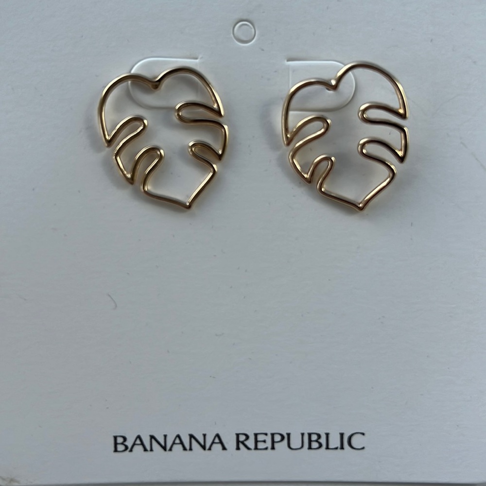 Banana Republic Monstera Leaf Earrings - never worn